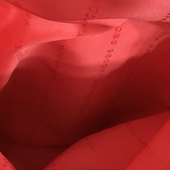 Marc Jacobs Stylish coral poppy crossbody/Shoulder Bag - Picture 5 of 5